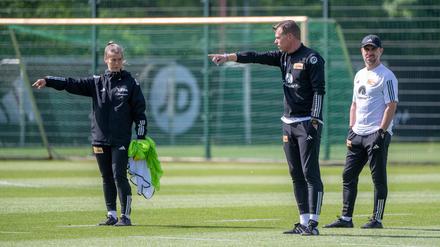 Marie-Louise Eta, Marco Grote und Sebastian Bönig (von links) arbeiteten am Mittwoch zum ersten Mal mit dem Team. 