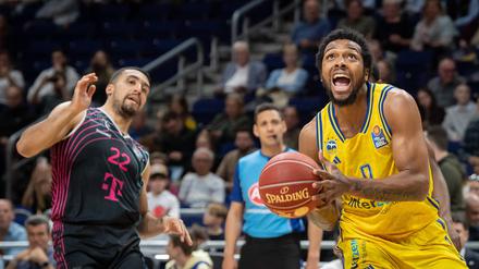Sterling Brown (rechts) war Albas bester Werfer.