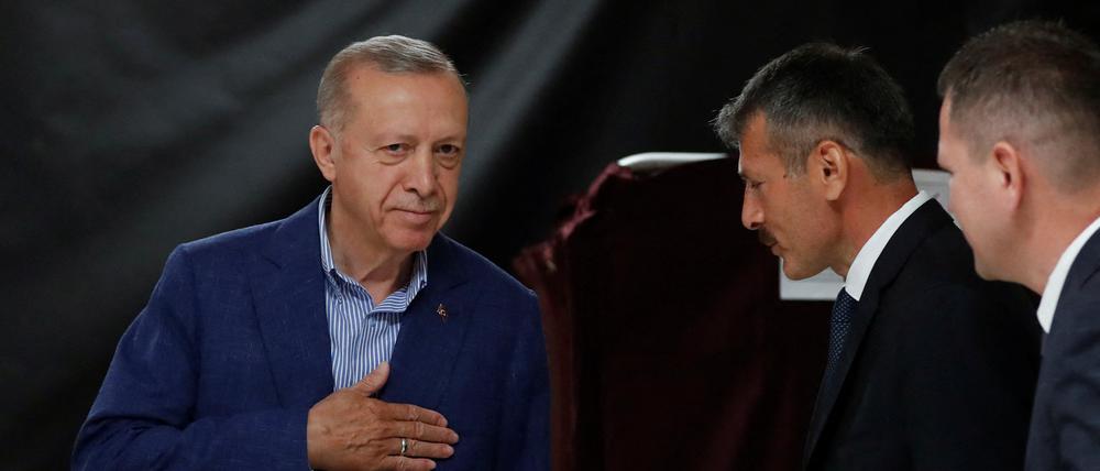 Erdoğan regiert die Türkei seit vielen Jahren. Doch bei den Kommunalwahlen musste er eine herbe Niederlage einstecken.