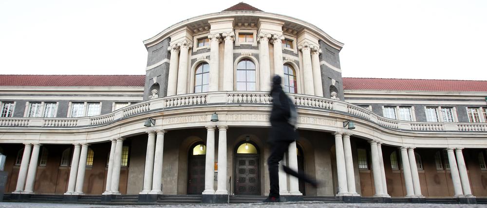 Nach einer öffentlichen Lesung zu Judenfeindlichkeit und Antisemitismus ist es zu einer tätlichen Auseinandersetzung zwischen einer 26-jährigen Zuhörerin und einer weiteren Besucherin gekommen.