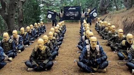 Die Terrormiliz ISPK auf einem Trainingsgelände in Afghanistan.