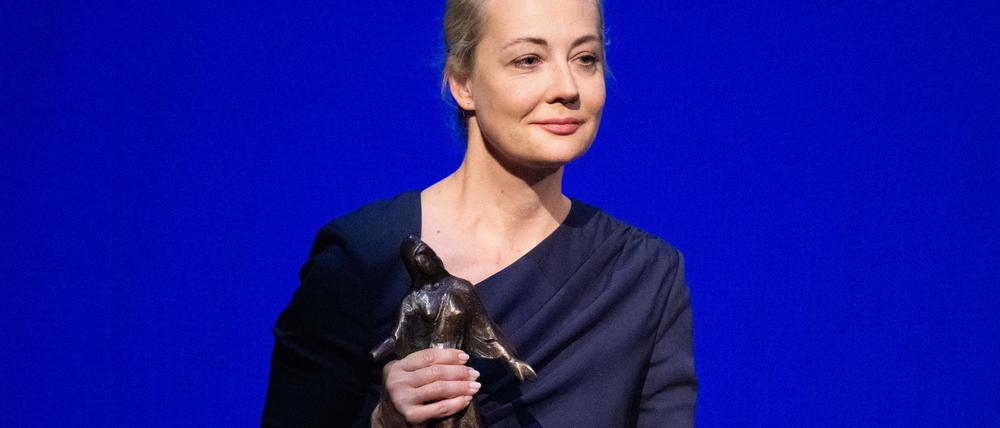 Julija Nawalnaja, Witwe des russischen Oppositionellen Alexej Nawalny mit dem Internationalen Friedenspreis Dresden.