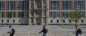 Die ESMT sitzt im ehemaligen Staatsratsgebäude der DDR, unweit des Humboldt Forums.