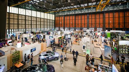 Das Greentech-Festival gastierte zuletzt in der ehemaligen Lufthansa-Wartungshalle auf dem Ex-Flughafen Tegel.