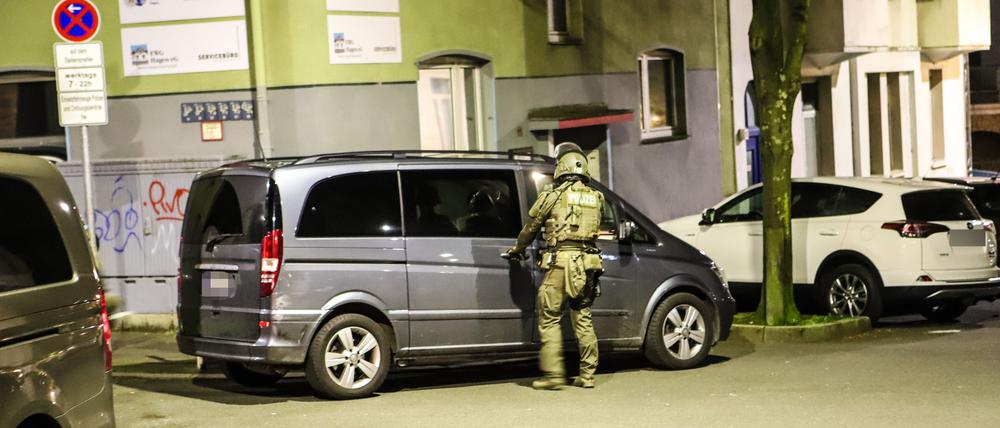 Eine Razzia gegen mutmaßliche ‘Ndrangheta-Mitglieder in Nordrhein-Westfalen im Mai 2023.