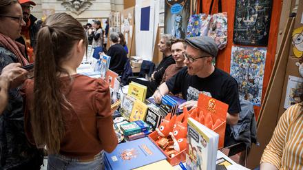 Beim Festival Comic Invasion Berlin werden die vom Senat prämierten Arbeiten regelmäßig mit einer Ausstellung und einem Podiumsgespräch gewürdigt.
