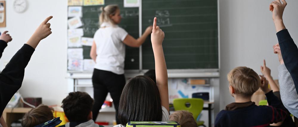 Die Dauer der Grundschulzeit ist mal wieder in der Diskussion.