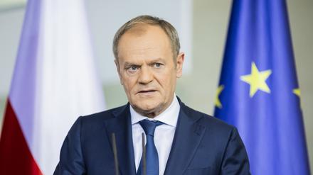 Donald Tusk, Ministerpräsident von Polen, äußert sich bei einem Pressestatement (Archivbild).