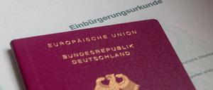 331 Personen haben im ersten Halbjahr den deutschen Pass bekommen. 