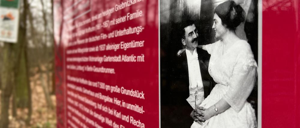 Die Informationsstele zu Karl Wolffsohn in Wannsee ist eingeweiht: Für den Enkel ist die „Causa Stölpchensee“ um die nie errichtete Grünanlage, wegen der seine Familie das Grundstück verlassen musste, nicht erledigt.