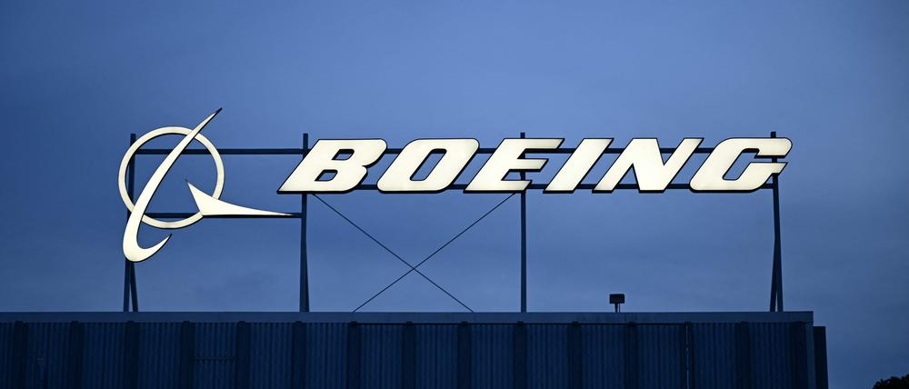 Das Boeing-Logo auf einem Firmenbüro in Los Angeles.