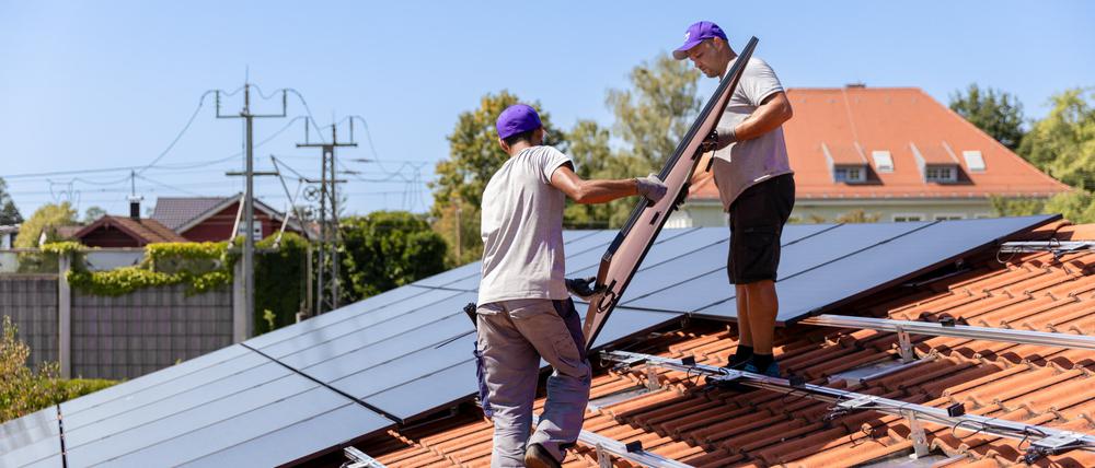Das Energie-Start-up 1Komma5° installiert und vernetzt Solaranlagen, Wärmepumpen sowie Wallboxen für Elektrofahrzeuge.
