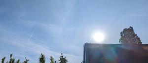 Der Himmel über Berlin-Oberschöneweide am 1. Mai 2024 um 17:20 Uhr