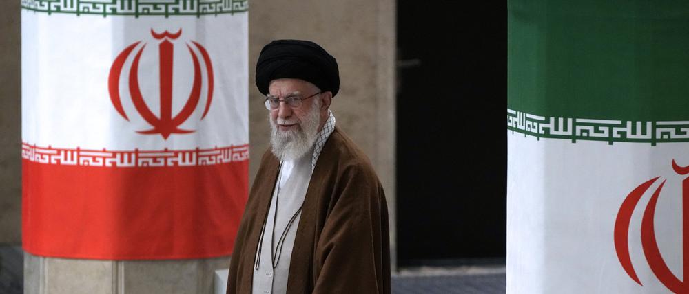 Ajatollah Ali Chamenei, Oberster Religionsführer, ist der mächtigste Mann des Irans.