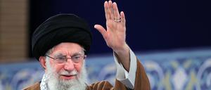 Ali Chamenei ist als Revolutionsführer der mächtigste Mann im Iran.