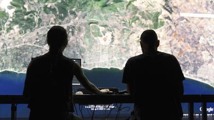 Mithilfe von Google Earth wird in „Necropolis“ gezeigt, wo überall in Europa Geflüchtete starben.