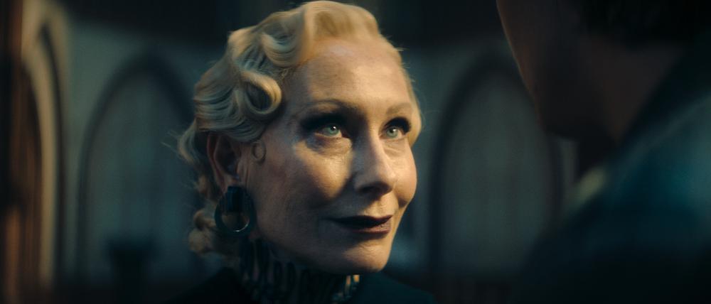 Lilith (Andrea Sawatzki) kann auch anders. Denn sie ist der Teufel in Menschengestalt.