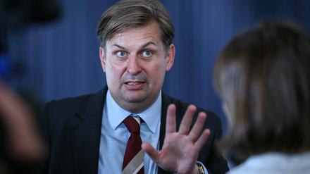 Maximilian Krah während eines Interviews