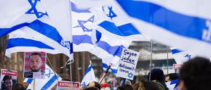 Eine Bekenntnis zu Israel und zum Judentum kann in Berlin gefährlich werden.
