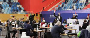 Vielfach ein Sitzungsort, gerade während der Pandemie: Die Stadtverordnetenversammlung in der MBS-Arena.