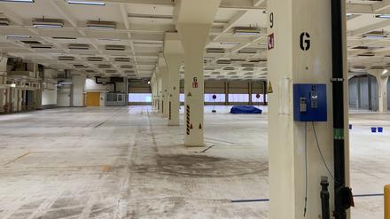 Viel Platz für Geschäftsideen: Nur eine von mehreren großen Hallen, die seit dem Jahr 2019 leer stehen.