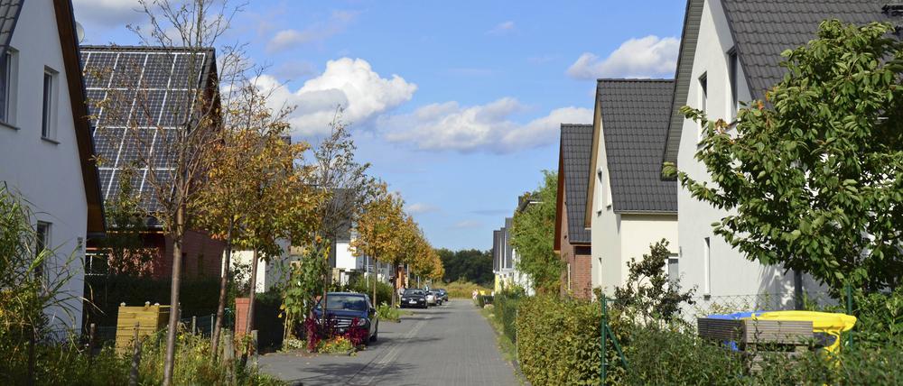 Eigenheimsiedlung in Potsdam. Die Preise für Immobilien sinken in Brandenburg, die Umsätze gehen zurück.