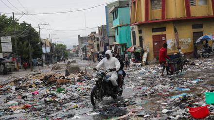 In Haiti fehlt es an Nahrung und Medikamenten.