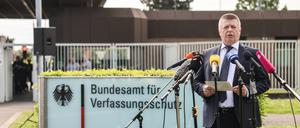 Haldenwang sieht sich durch die Abweisung der Berufungsklage der AfD durch das Oberverwaltungsgericht in Münster in seinem Kurs bestärkt. 