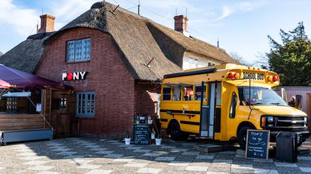 Die Betreiber des Restaurants Pony auf Sylt distanzierten sich von den rassistischen Parolen ihrer Gäste.