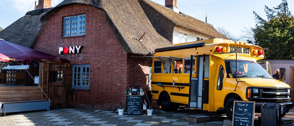 Die Betreiber des Restaurants Pony auf Sylt distanzierten sich von den rassistischen Parolen ihrer Gäste.