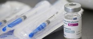 FILE PHOTO: A vial with the AstraZeneca coronavirus disease (COVID-19) vaccine is pictured at a hospital in Tbilisi, Georgia March 15, 2021. REUTERS/Irakli Gedenidze/File Photo