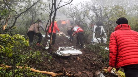Die Absturzstelle nach dem Unglück, bei dem der iranische Präsident Ebrahim Raisi und sieben weiteren Menschen starben.