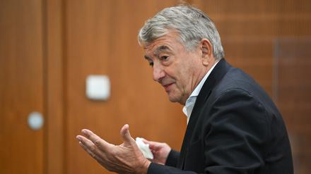 In Erklärungsnot. Wolfgang Niersbach, früherer DFB-Präsident.