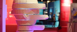 Das Ausstellungsschiff MS Wissenschaft legt in Potsdam an. Dort gibt es eine interaktive Ausstellung rund um das Thema Freiheit. 