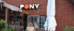 Im Club „Pony“ auf Sylt kam es zu einem Rassismus-Skandal am Pfingstwochenende.