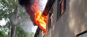 Feuer in einem Patientenzimmer der Psychiatrischen Klinik In der Aue, des Klinikums Ernst von Bergmann.