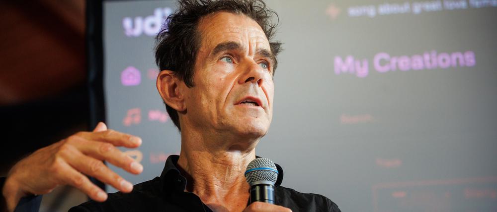 Tom Tykwer auf der Konferenz „Prompting Culture“