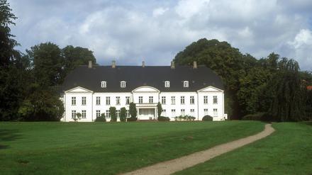 Im Louisenlund sollen rechtsextreme Parolen bei einer Schülerparty gesungen worden sein.