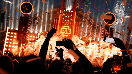 Aus dem Zuschauerraum: das Rammstein-Konzert in Tallinn 2023. 