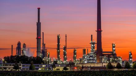 Bayer-Anlage in Ingolstadt: Die hohen Energiepreise machten nach dem russischen Angriff auf die Ukraine den Chemiebetrieben schwer zu schaffen. 