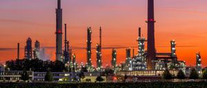 Bayer-Anlage in Ingolstadt: Die hohen Energiepreise machten nach dem russischen Angriff auf die Ukraine den Chemiebetrieben schwer zu schaffen. 