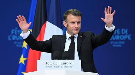 Emmanuel Macron spricht in Dresden.