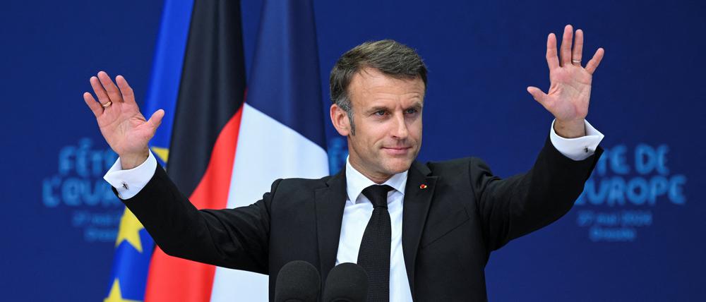 Emmanuel Macron spricht in Dresden.