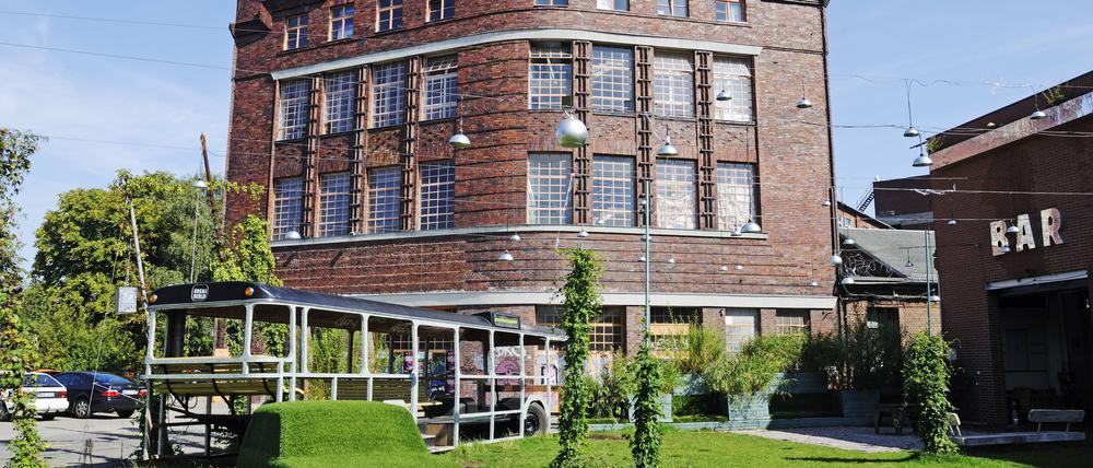 Der Atelierstandort Flutgraben ist im letzten Grenzhaus der ehemaligen DDR in Berlin-Treptow untergebracht.