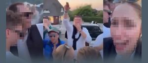 Szenen aus dem rassistischen Video aus dem Sylter Pony-Club.