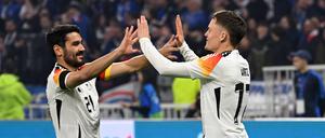 Ilkay Gündogan (l.) ist Kapitän der deutschen Nationalmannschaft. 