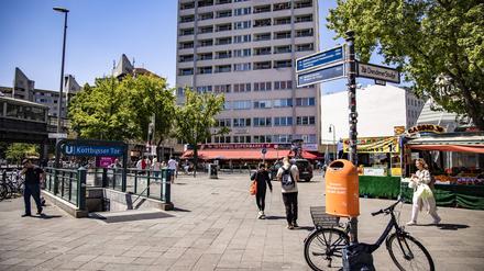 Viel Beton und wenig Grün am Kottbusser Tor in Berlin. 