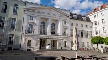 Das Deutsche Theater DT in der Schumannstraße in Berlin.