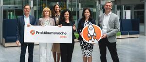 Die Initiatoren, darunter auch die Senatorinnen Cansel Kiziltepe (SPD) und Katharina Günther-Wünsch (CDU) (beide Mitte) stellten die Praktikumswoche vor.