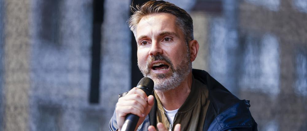 Muss vor der Studiotür bleiben: Fabio De Masi, Spitzenkandidat von Bündnis Sahra Wagenknecht zur Europawahl.